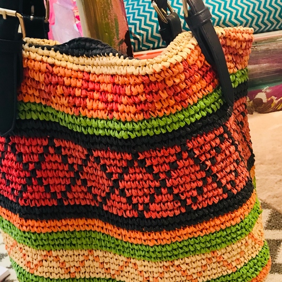 Adorable Woven Tote - Picture 1 of 2